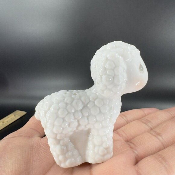 1996 Prescious Moments Noahs Ark Lamb Sheep Salt and Pepper Shaker Set 2 Ceramic - Picture 14 of 16